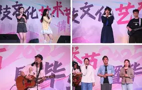 比赛节奏明快,观众沉浸其中难以自拔的句子