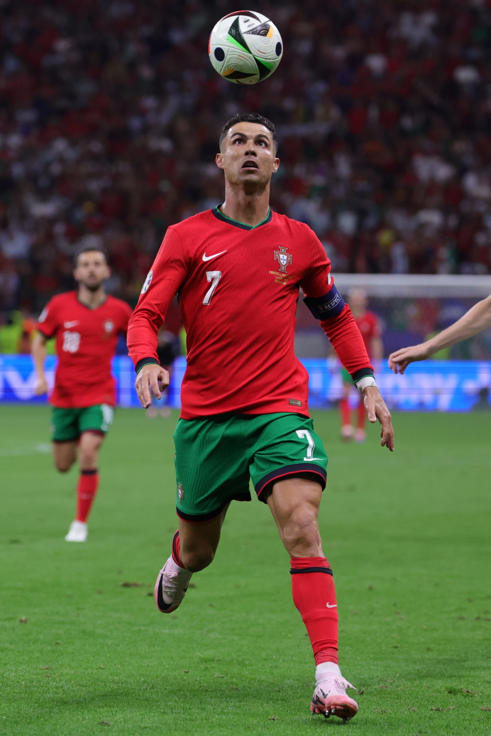 半岛体育-卫冕冠军葡萄牙队