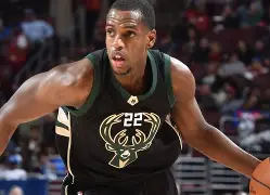 半岛体育全站-米德尔顿爆发布克42分 雄鹿击败太阳22扳平